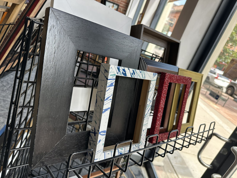 Ready Made Frames