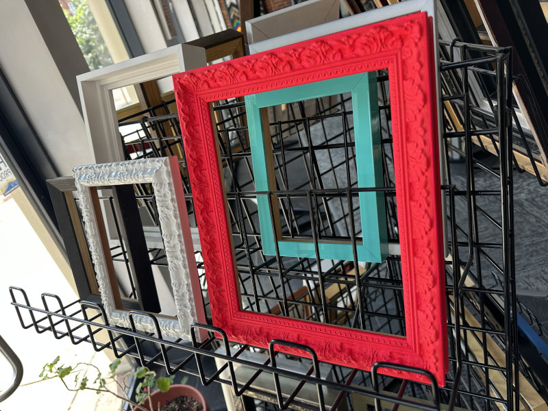 Ready Made Frames